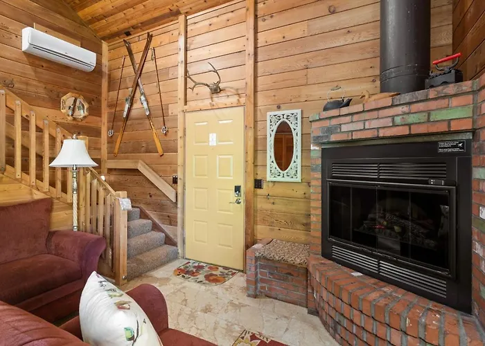 Rustic For 2 In Oak Creek - Wild Rose