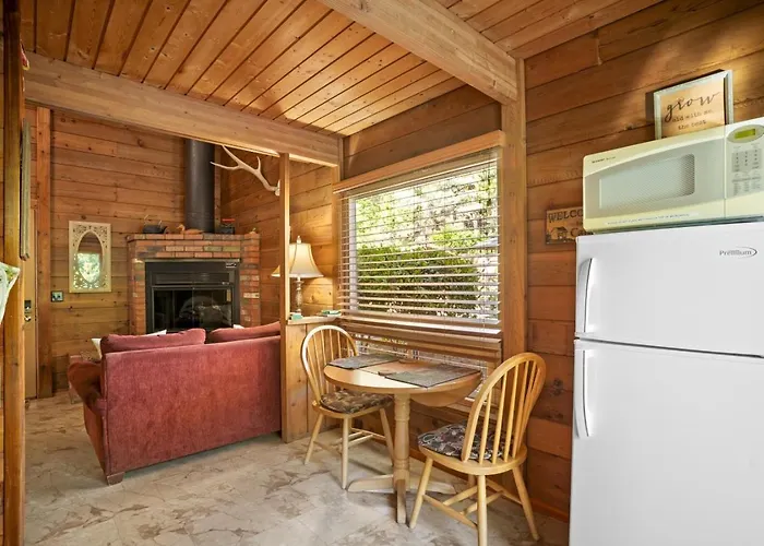 Rustic For 2 In Oak Creek - Wild Rose Holiday home